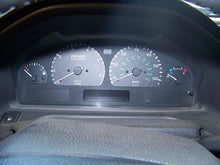 Load image into Gallery viewer, SPEEDOMETER CLUSTER Range Rover 1997 97 1998 98 - NW161638