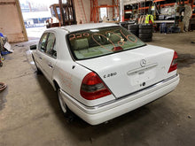 Load image into Gallery viewer, INDEPENDENT REAR SUSPENSION C220 C230 C250D C280 C36 C43 94-00 Left - 1112784