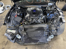 Load image into Gallery viewer, Quarter Panel Cut Maserati Quattropo 2014 14 - 1115177