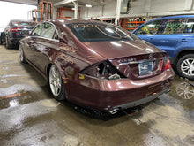 Load image into Gallery viewer, Quarter Panel Cut CLS500 CLS55 CLS550 CLS63 2006-2011 Right - 1108694