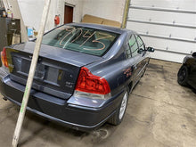 Load image into Gallery viewer, Rear Seat Volvo S60 2006 06 - 1112022