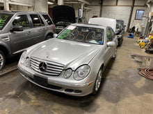 Load image into Gallery viewer, FRONT SPINDLE Mercedes E500 E280 E320 E350 2004 04 2005 05 06 07 - 09 Left - 1109834