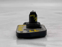 Load image into Gallery viewer, Mass Air Flow Sensor Meter Maf Cadillac Deville 1999 - NW4437