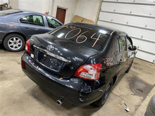 Load image into Gallery viewer, FRONT DOOR Toyota Yaris 07 08 09 10 11 12 Right - 1112174