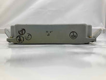 Load image into Gallery viewer, ECU ECM COMPUTER Saab 9-2X 2005 05 Manual - NW62177