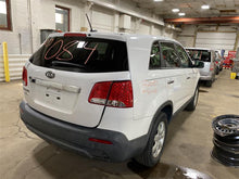 Load image into Gallery viewer, FRONT DOOR Sorento 2011 11 2012 12 2013 13 2014 14 2015 15 Left - 1117465