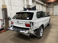 Load image into Gallery viewer, COIL SPRING BMW X5 07 08 09 10 11 12 13 - 1134524