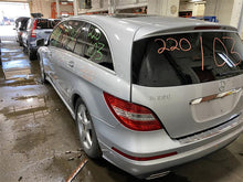 Load image into Gallery viewer, SUNROOF ASSEMBLY R320 R350 R500 R63 06 07 08 09 10 11 12 13 - 1116762