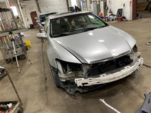 Load image into Gallery viewer, 2006 Acura RL Floor Shifter - 1117672