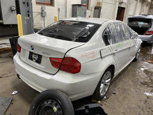 Load image into Gallery viewer, REAR SEAT BMW 328i 2011 11 - 1118612