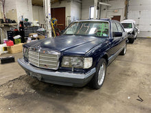 Load image into Gallery viewer, STEERING COLUMN 300ce 300d 300E 300sdl 300se 300sel 300td 86-91 - 1127354