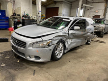 Load image into Gallery viewer, WASHER BOTTLE Maxima Altima 2007 07 2008 08 2009 09 2010 10 2011 11 - 14 - 1124421