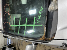 Load image into Gallery viewer, QUARTER PANEL CUT ASSEMBLY Honda CRV 2002 02 2003 03 2004 04 2005 05 06 Right - 1125755