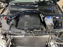 Load image into Gallery viewer, Center Pillar Cut Audi A6 S6 2012 12 2013 13 Rigth Sedan - 1130933