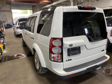 Load image into Gallery viewer, Center Pillar Cut Land Rover LR3 LR4 2005 05 2006 06 2007 07 08 09 10 11 Left - 1131896