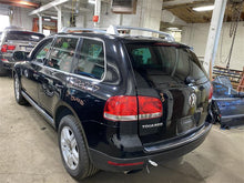Load image into Gallery viewer, WASHER BOTTLE Volkswagen Touareg 2004 04 2005 05 2006 06 07 08 09 10 - 1132929
