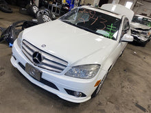 Load image into Gallery viewer, 2009 Mercedes-Benz C300 C350 Floor Shifter - 1134301