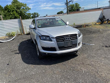 Load image into Gallery viewer, THIRD SEAT Audi Q7 2008 08 - 1135530