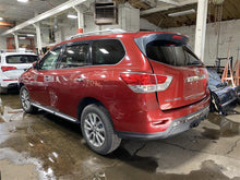 Load image into Gallery viewer, REAR QUARTER GLASS Nissan Pathfinder 13 14 15 16 17 Right - 1135145