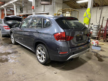 Load image into Gallery viewer, CARRIER ASSEMBLY BMW 330i X1 2006 06 2013 13 2014 14 Auto Front - 1143156