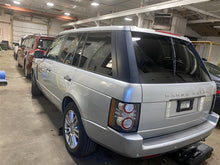 Load image into Gallery viewer, FRONT INTERIOR DOOR TRIM PANEL Land Rover Range Rover 2011 11 - 1152246