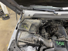 Load image into Gallery viewer, FRONT DOOR Land Rover LR3 LR4 2005 05 2006 06 2007 07 2008 08 2009 09 - 12 Left - 1150018