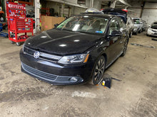 Load image into Gallery viewer, SIDE VIEW DOOR MIRROR Volkswagen Jetta 11 12 13 14 15 16 Left - 1148634