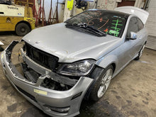 Load image into Gallery viewer, SPEEDOMETER CLUSTER Mercedes-Benz C250 C300 C350 C63 2013 13 - 1148497