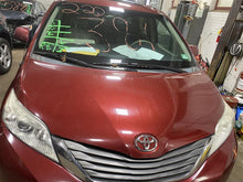 Load image into Gallery viewer, CENTER PILLAR CUT Toyota Sienna 11 12 13 14 15 16 17 Left - 1152480