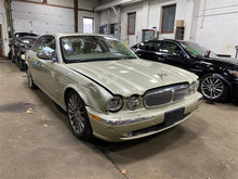 Load image into Gallery viewer, FOG LIGHT Jaguar S Type XJ8 2000 00 2001 01 02 03 04 05 06 07 Left - 1154994