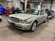 Load image into Gallery viewer, FOG LIGHT Jaguar S Type XJ8 2000 00 2001 01 02 03 04 05 06 07 Left - 1154994