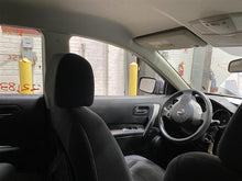 Load image into Gallery viewer, 2009 Nissan Rogue Floor Shifter - 1155904