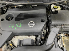 Load image into Gallery viewer, FRONT INTERIOR DOOR TRIM PANEL Nissan Altima 2013 13 - 1156003