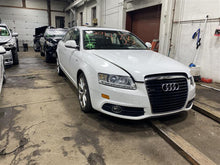 Load image into Gallery viewer, Center Pillar Cut Audi A6 S6 2005 05 2006 06 2007 07 2008 08 2009 09 10 11 Right - 1158429