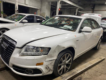 Load image into Gallery viewer, Center Pillar Cut Audi A6 S6 2005 05 2006 06 2007 07 2008 08 2009 09 10 11 Right - 1158429