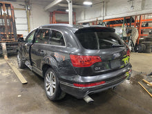 Load image into Gallery viewer, CENTER PILLAR CUT Audi Q7 07 08 09 10 11 12 13 14 Right - 1160334