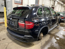 Load image into Gallery viewer, CENTER PILLAR CUT BMW X5 X5M 07 08 09 10 11 12 13 Left - 1162983