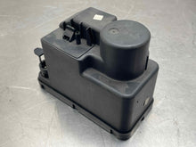 Load image into Gallery viewer, Vacuum Pump MERCEDES 300E 1992 - NW189244