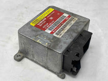 Load image into Gallery viewer, AIR BAG COMPUTER VOLVO 850 1993 1994 1995 - NW38969