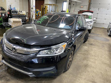 Load image into Gallery viewer, CENTER PILLAR CUT Honda Accord 13 14 15 16 17 Right - 1168720