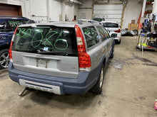 Load image into Gallery viewer, REAR DOOR GLASS Volvo V70 S70 C70 01 02 03 - 07 Right - 1247775