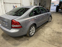 Load image into Gallery viewer, HEADLIGHT LAMP ASSEMBLY Volvo S40 V40 V50 04 05 06 07 Left - 1263674