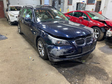 Load image into Gallery viewer, 2010 BMW 535i Floor Shifter - 1263901
