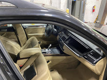 Load image into Gallery viewer, 2011 BMW X5 Floor Shifter - 1279137