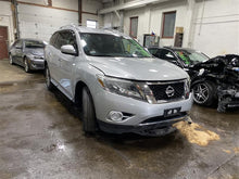 Load image into Gallery viewer, FRONT SPINDLE KNUCKLE JX35 QX60 Pathfinder 13 14 15 16 17 Right - 1292997