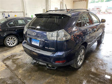 Load image into Gallery viewer, 2006 Lexus RX400H Floor Shifter - 1293397