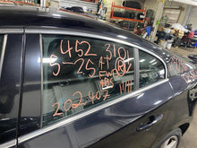 Load image into Gallery viewer, Floor Shifter Volvo S60 2012 12 - 1300015