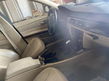 Load image into Gallery viewer, CARRIER ASSEMBLY BMW 328xi 528xi 325xi 2006 06 2007 07 2008 08 10 11 Auto - 1301401