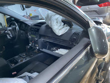 Load image into Gallery viewer, Fuel Filler Door Volkswagen Touareg 2005 05 - 1307679