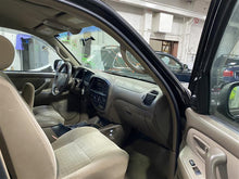 Load image into Gallery viewer, FRONT SPINDLE KNUCKLE Toyota Sequoia Tundra 04 05 06 07 4X4 Right - 1306955